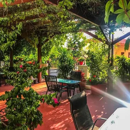 Ulysses Hotel Methoni (Messenia)